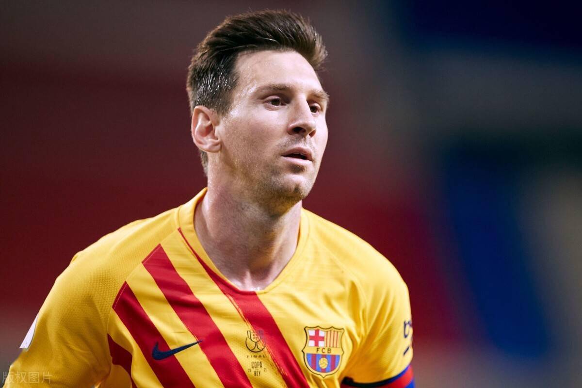 包含斯图加特今晨豪取连胜，志在足总杯名次提升，信心回归，年轻球员得到机会的词条