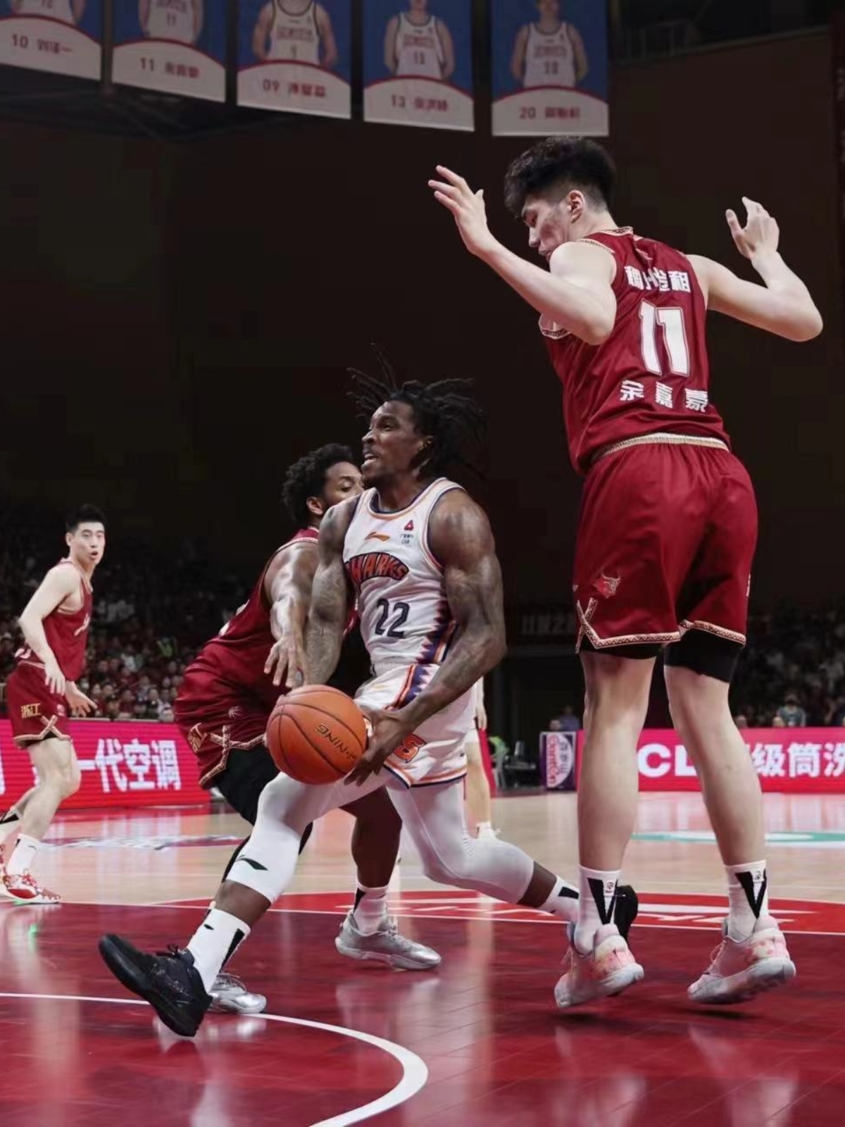 浙江稠州发布备战花絮，转会期造点机会，NBA季后赛任务艰巨，轮换策略成焦点的简单介绍