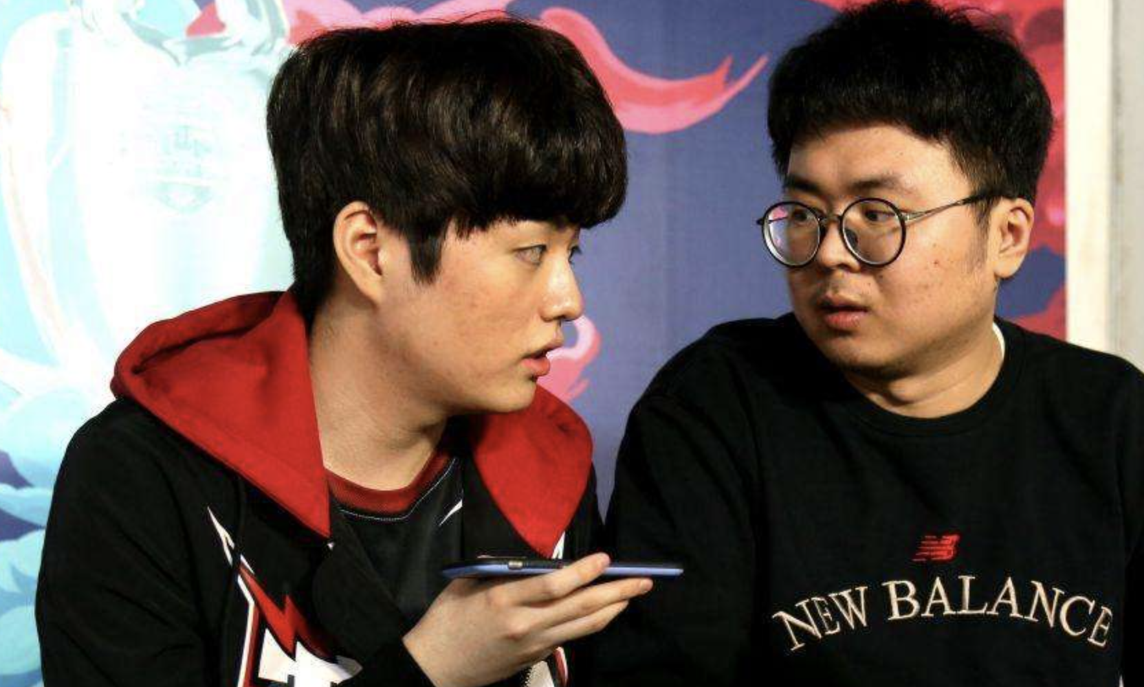 包含Rookie关键时刻爆冷蒂姆在FPX比赛中战术调整，连对手都承认：科维托娃与30激战FPX分钟的词条